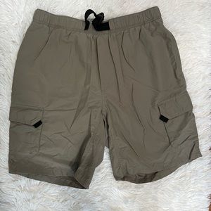 Columbia sportswear‎ Mens 9” Cargo hiking shorts size M